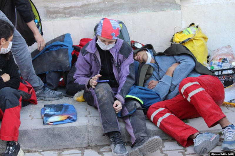 Fotoğraflarla İzmir Depremi