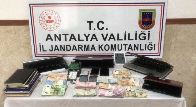 Antalyada yasa dışı bahis operasyonu: 4 gözaltı