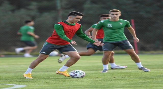 Bursaspor, Bolu kampının ilk antrenmanını yaptı