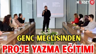 Gençlik Meclisinden Proje Yazma Eğitimi