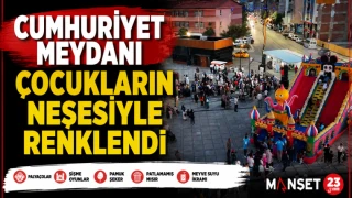 Cumhuriyet Meydanı Çocukların Neşesiyle Renklendi